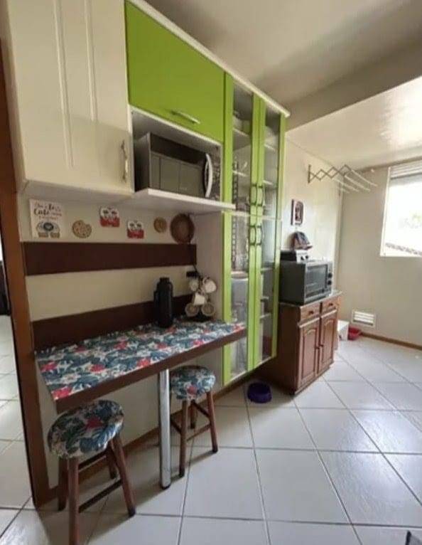 Apartamento à venda no bairro Barra do Rio Molha