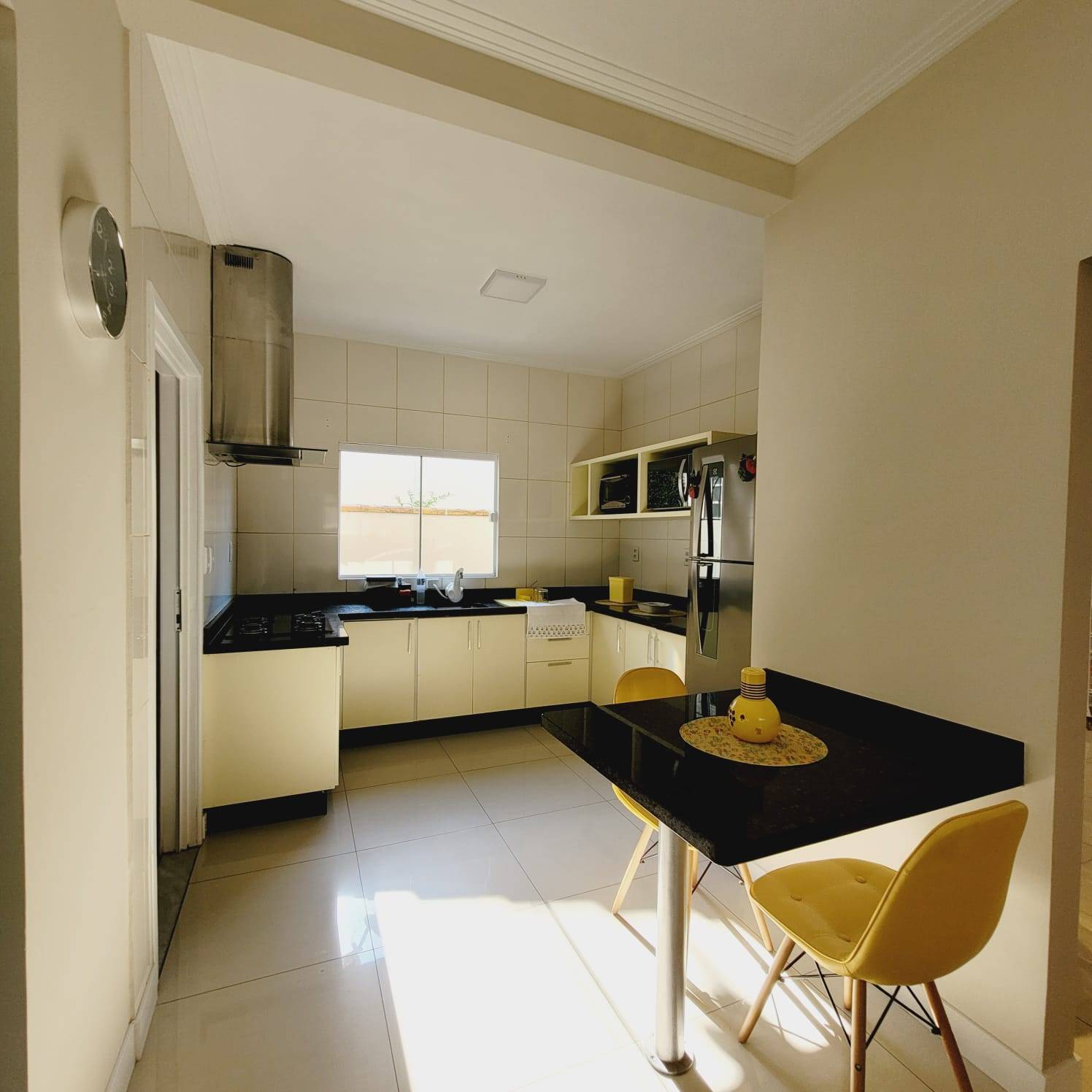 Casa à venda no bairro Amizade