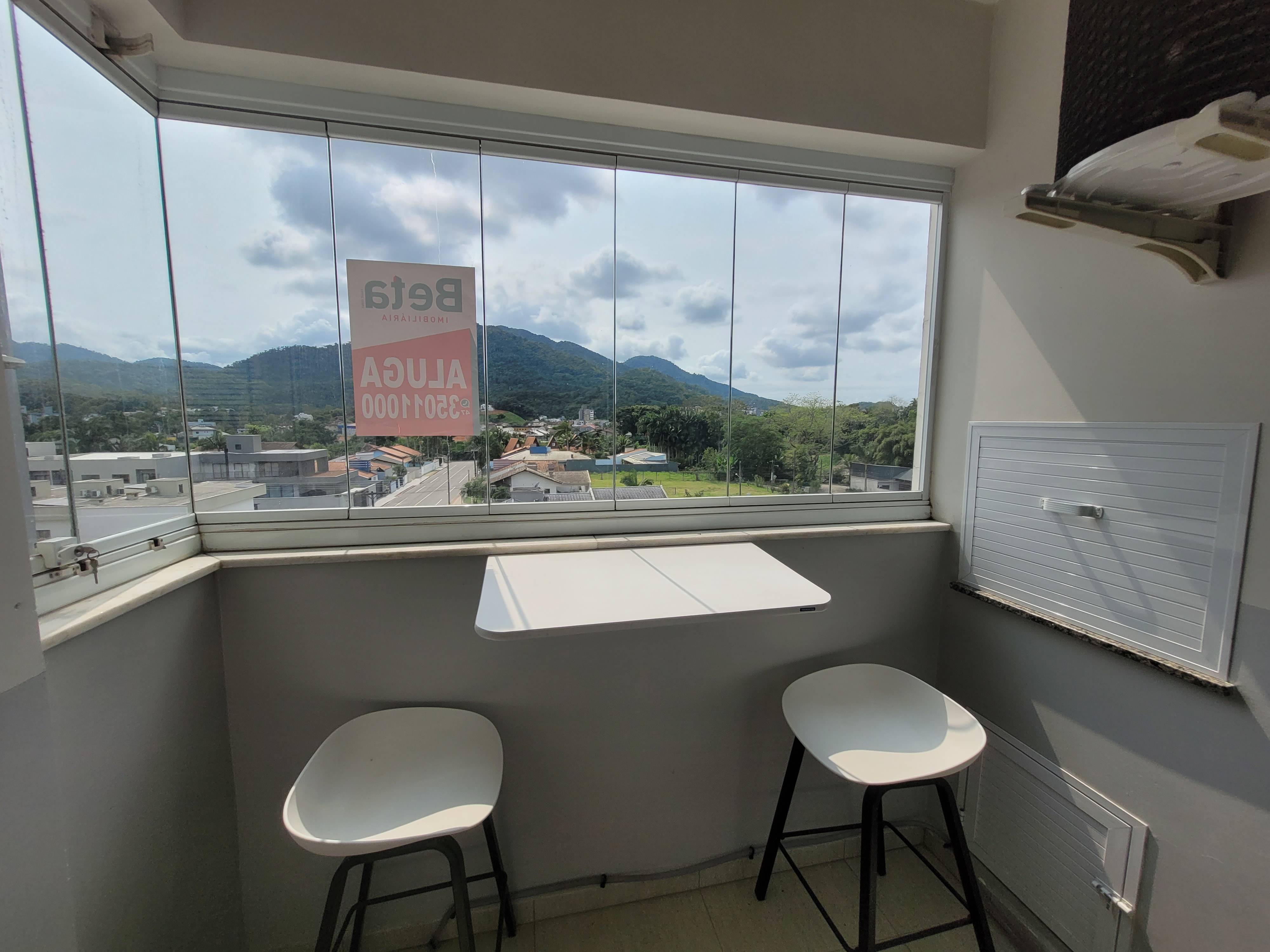 Apartamento à venda no bairro Água Verde