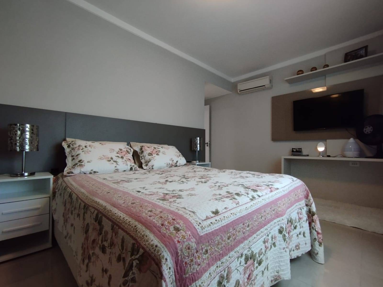 Apartamento à venda no bairro Vila Nova