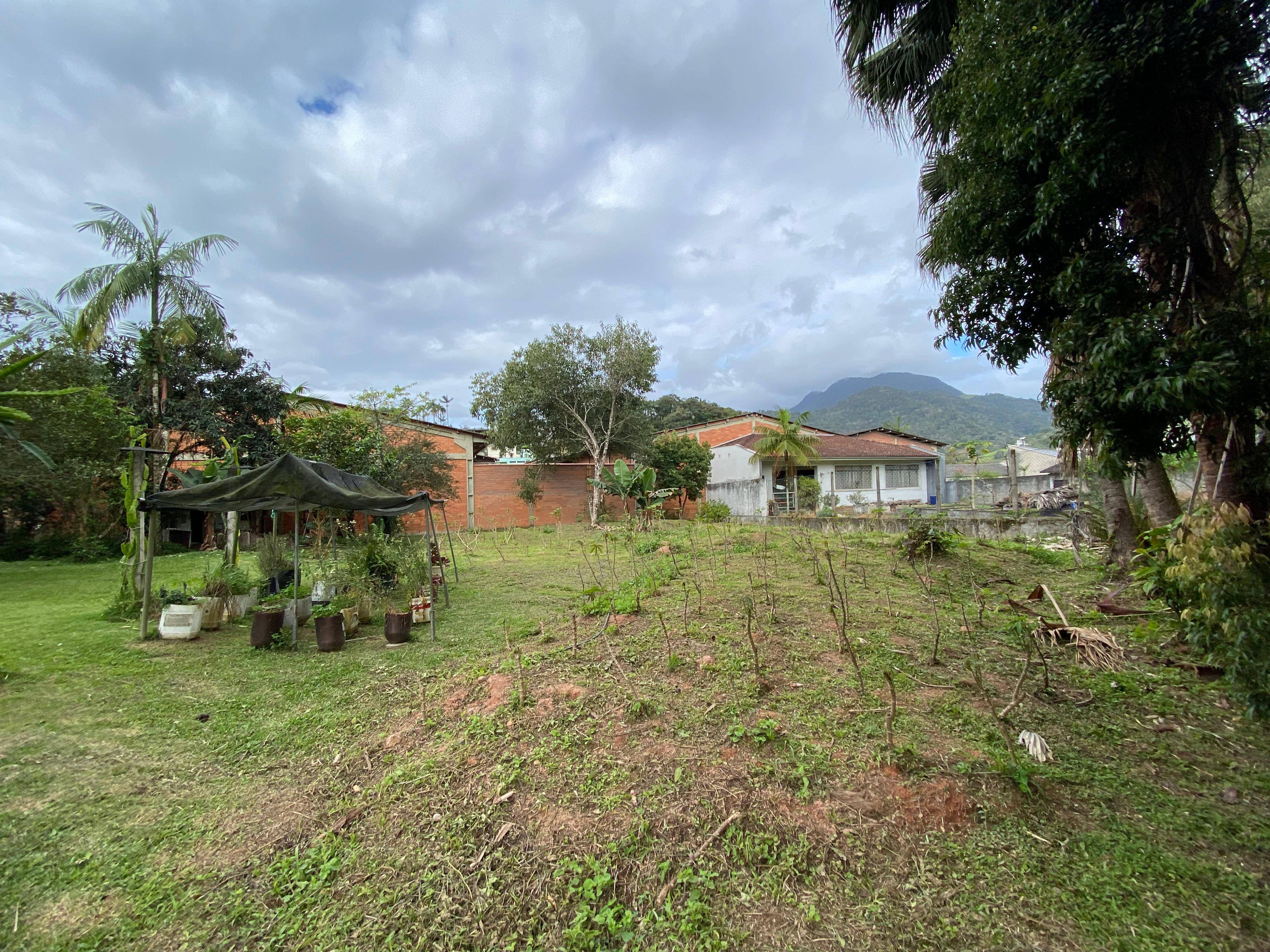 Casa à venda no bairro Jaraguá Esquerdo