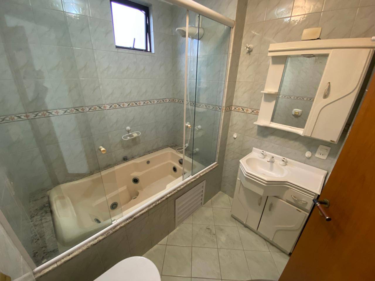 Apartamento à venda no bairro Centro