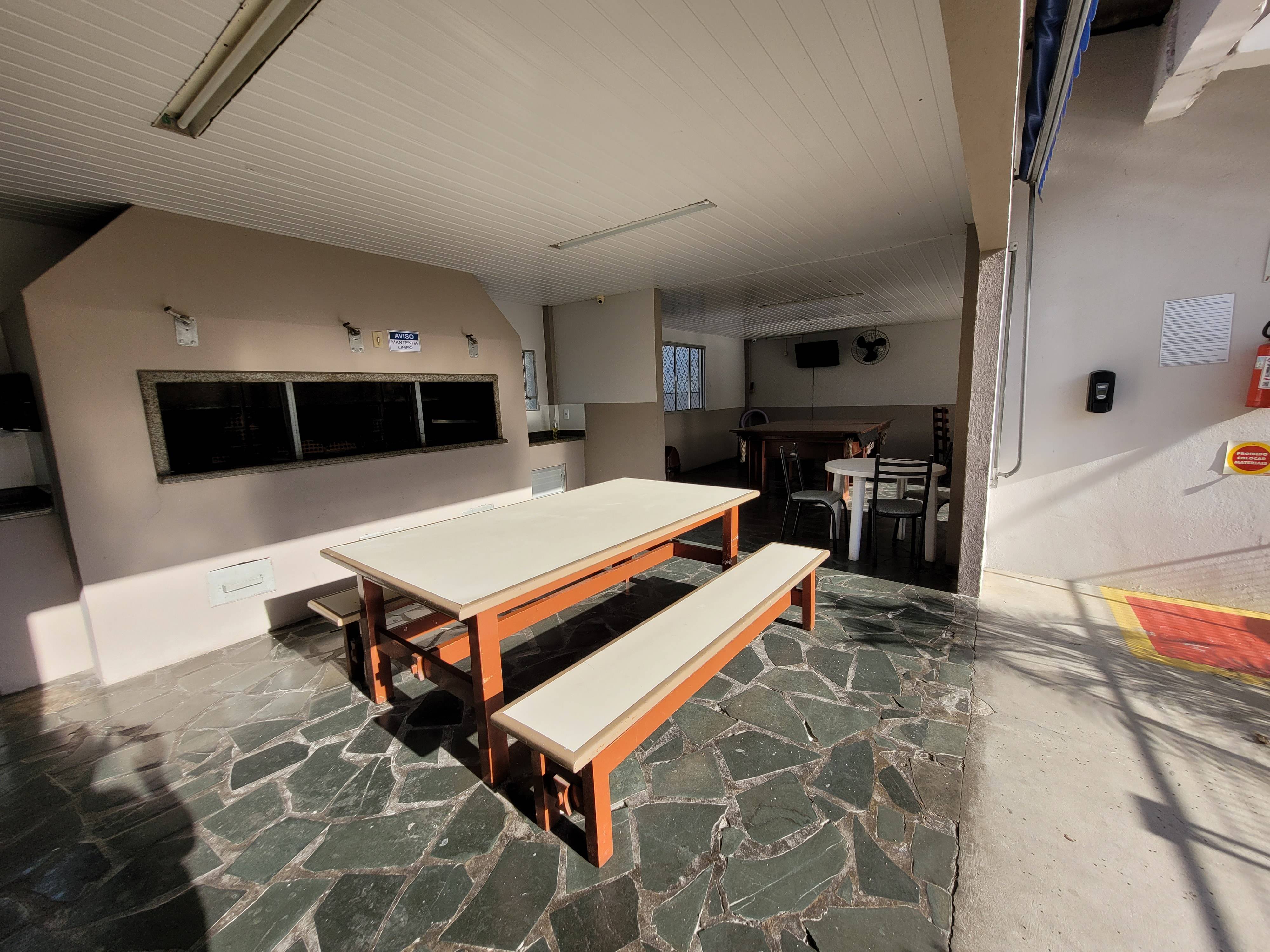 Apartamento à venda no bairro Centro