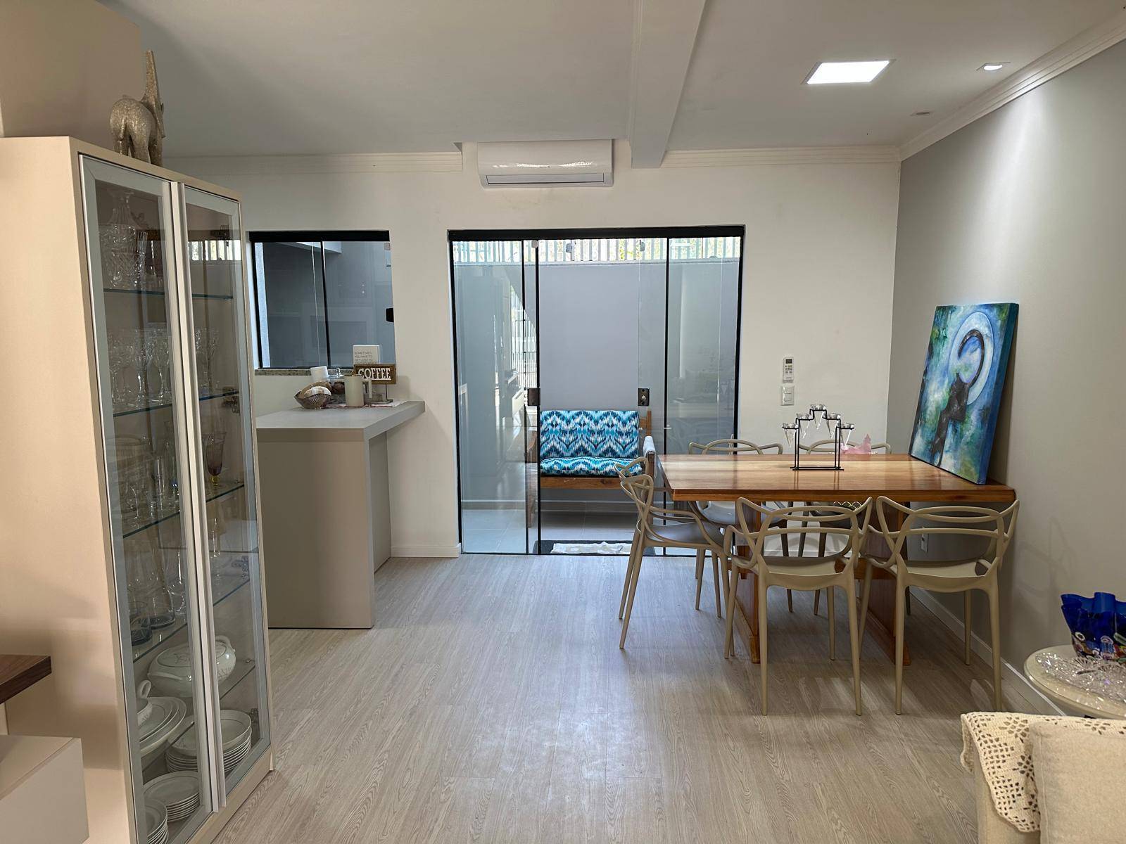 Casas Geminadas à venda no bairro Centro