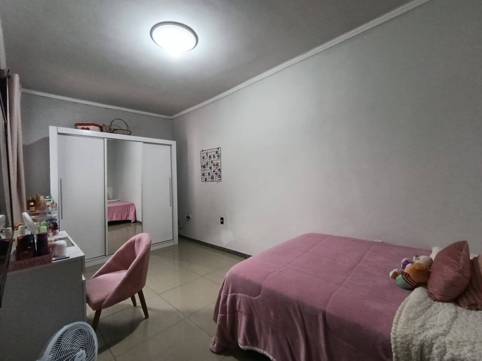 Casa à venda no bairro Rio Hern