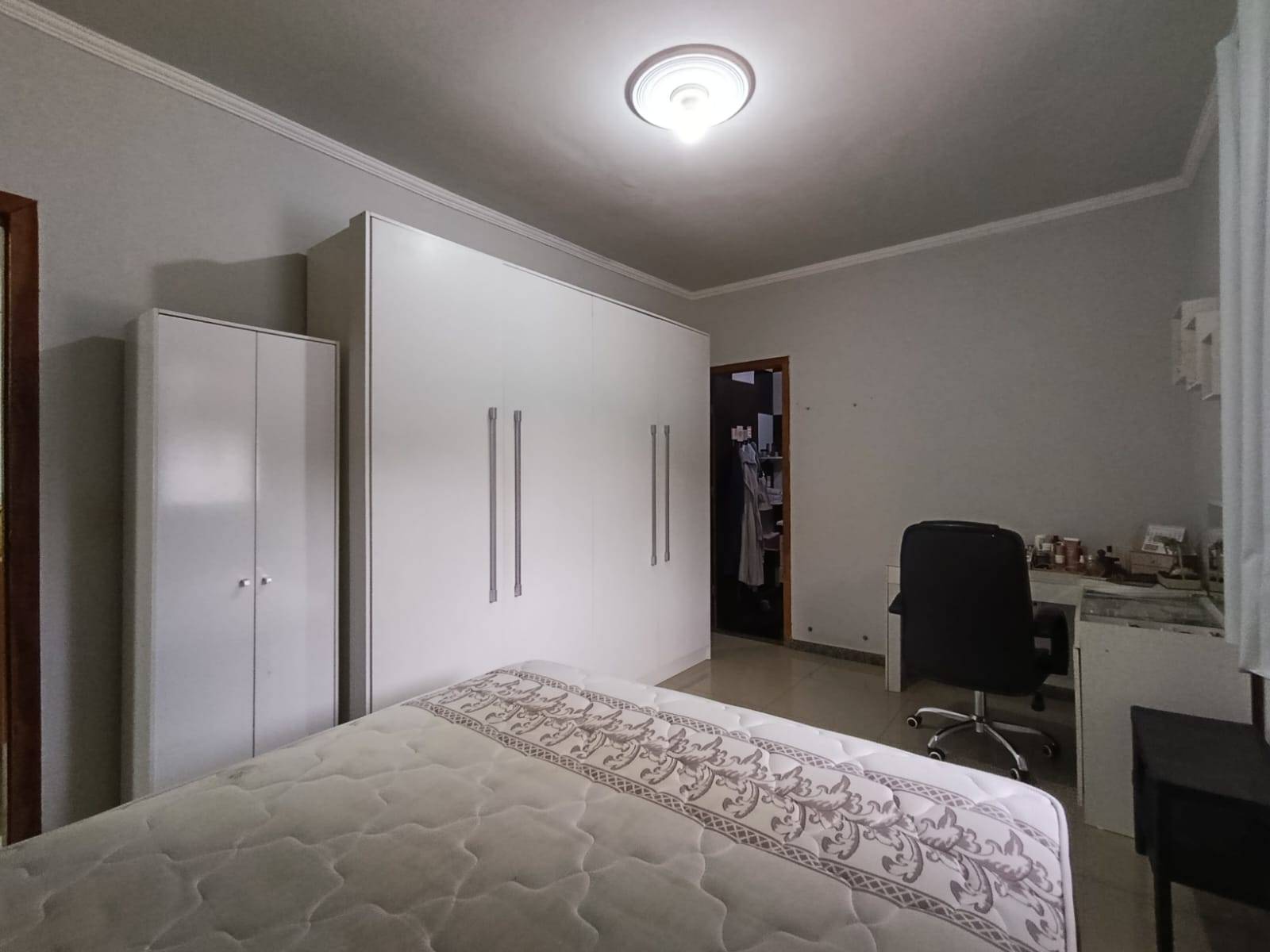 Casa à venda no bairro Rio Hern