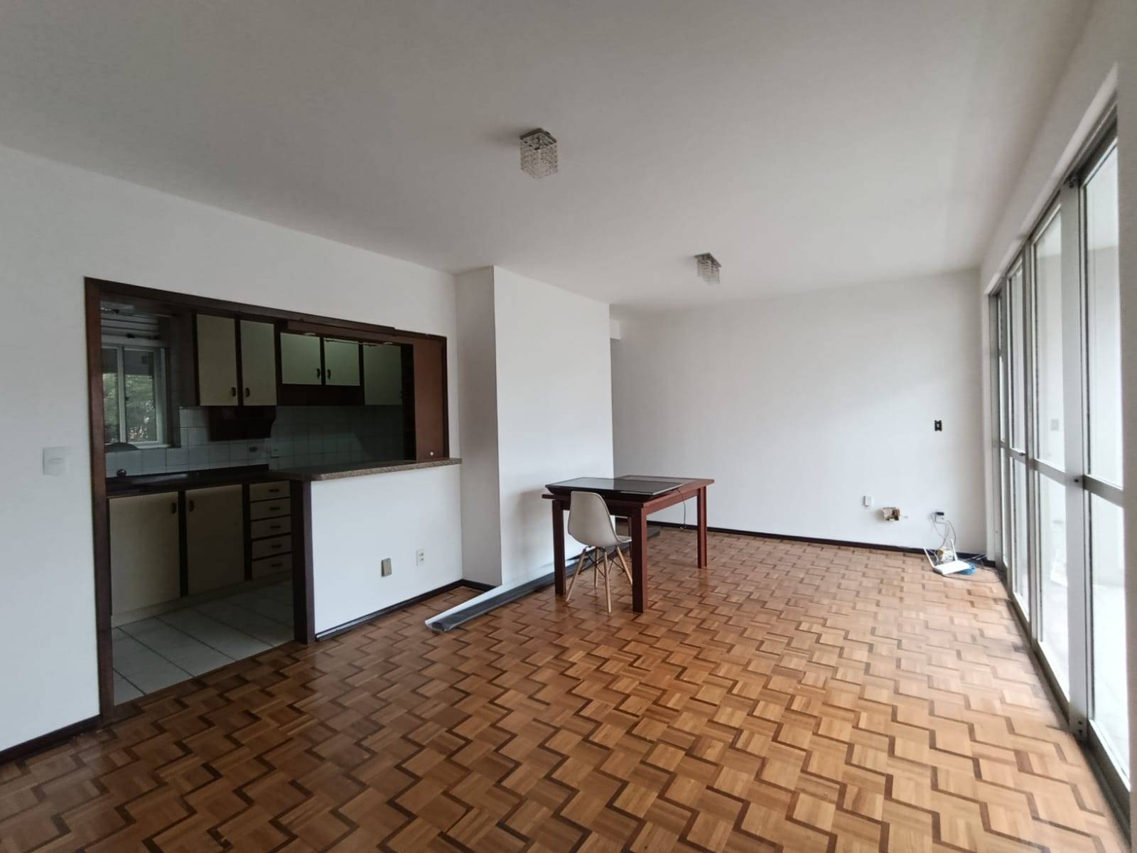 Apartamento à venda no bairro Centro