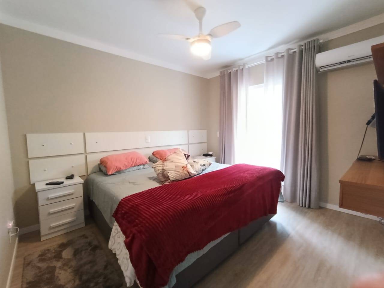 Apartamento à venda no bairro Czerniewicz