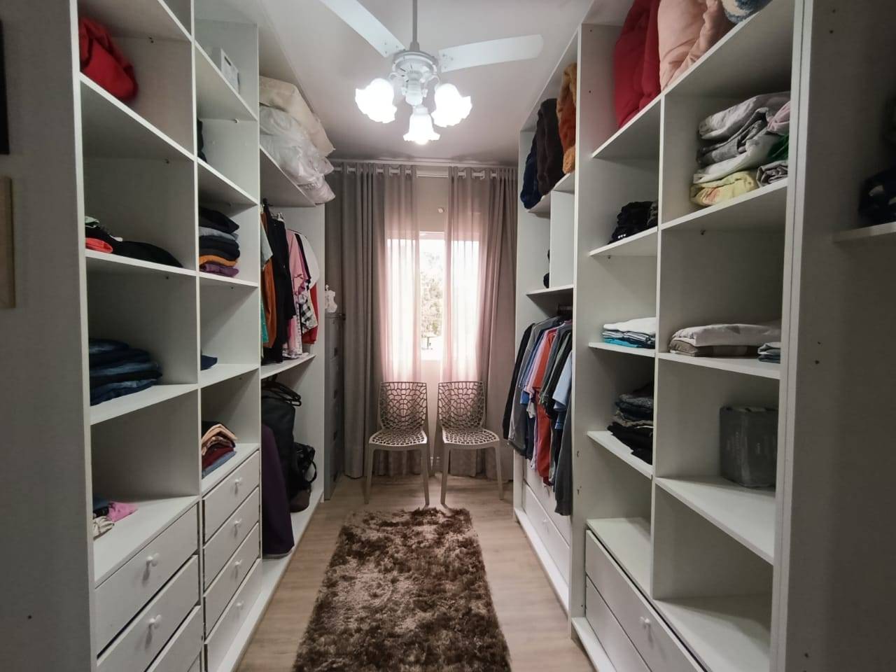 Apartamento à venda no bairro Czerniewicz