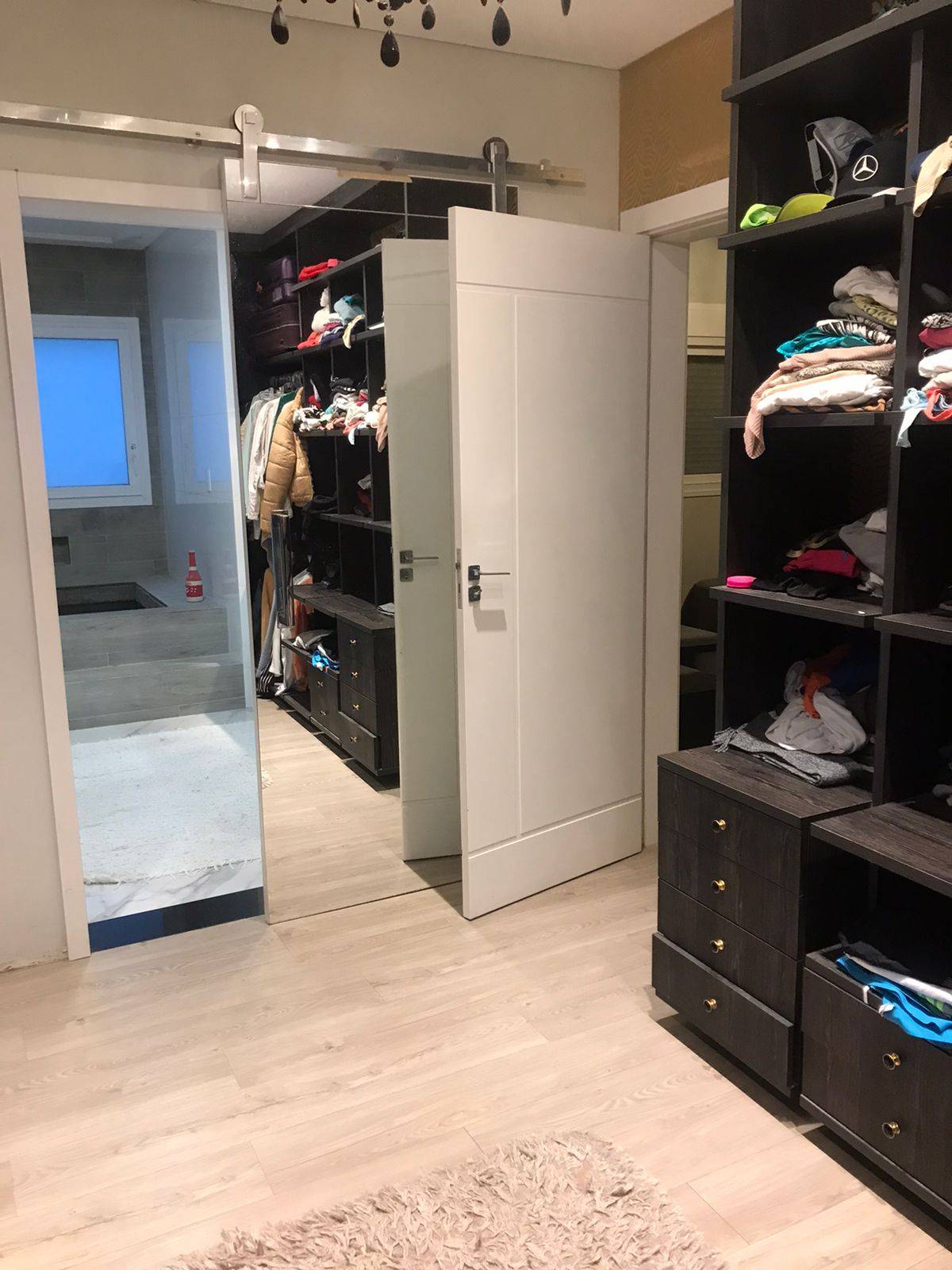 Casa à venda no bairro Jaraguá Esquerdo