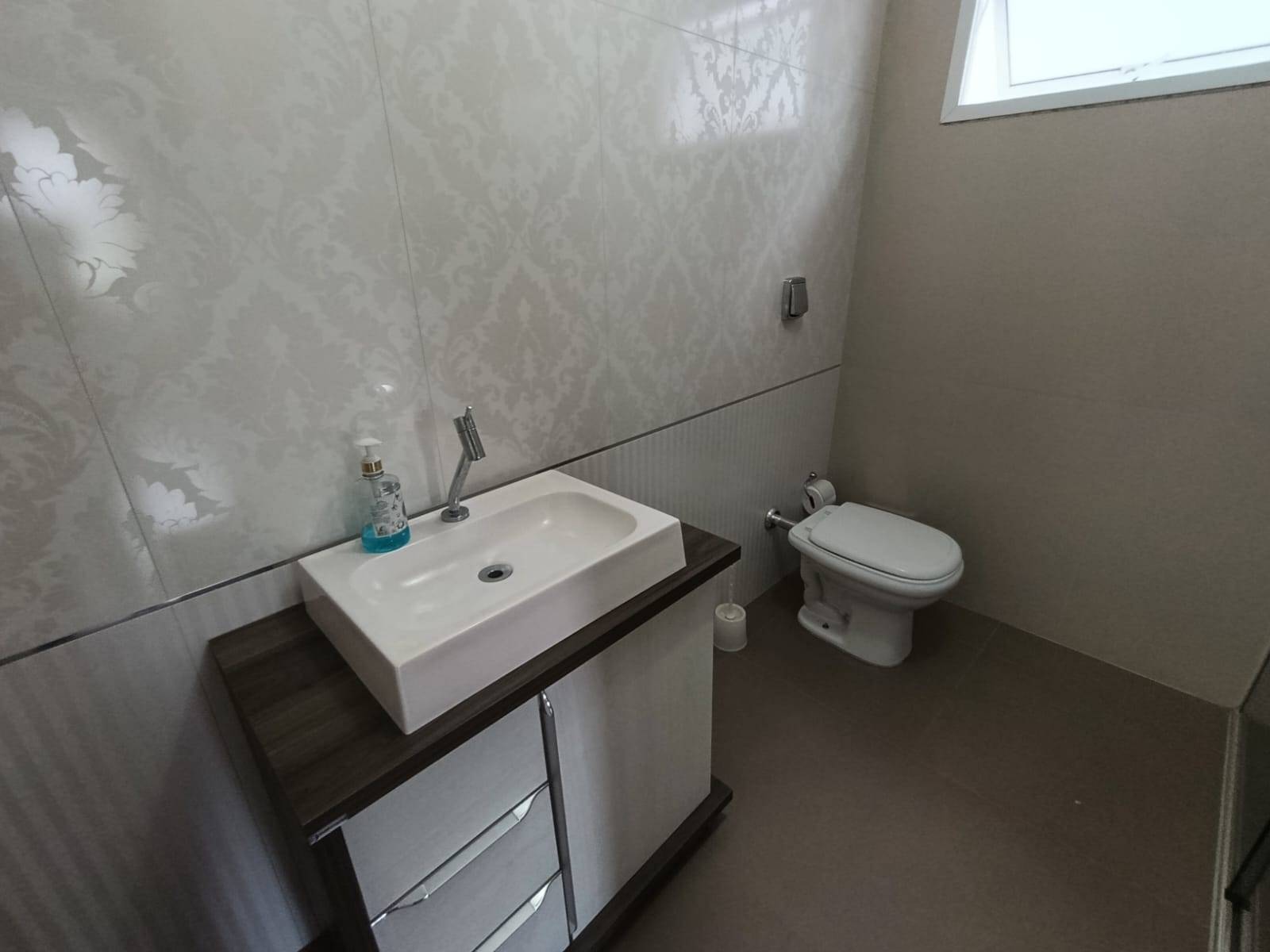 Casa à venda no bairro Amizade