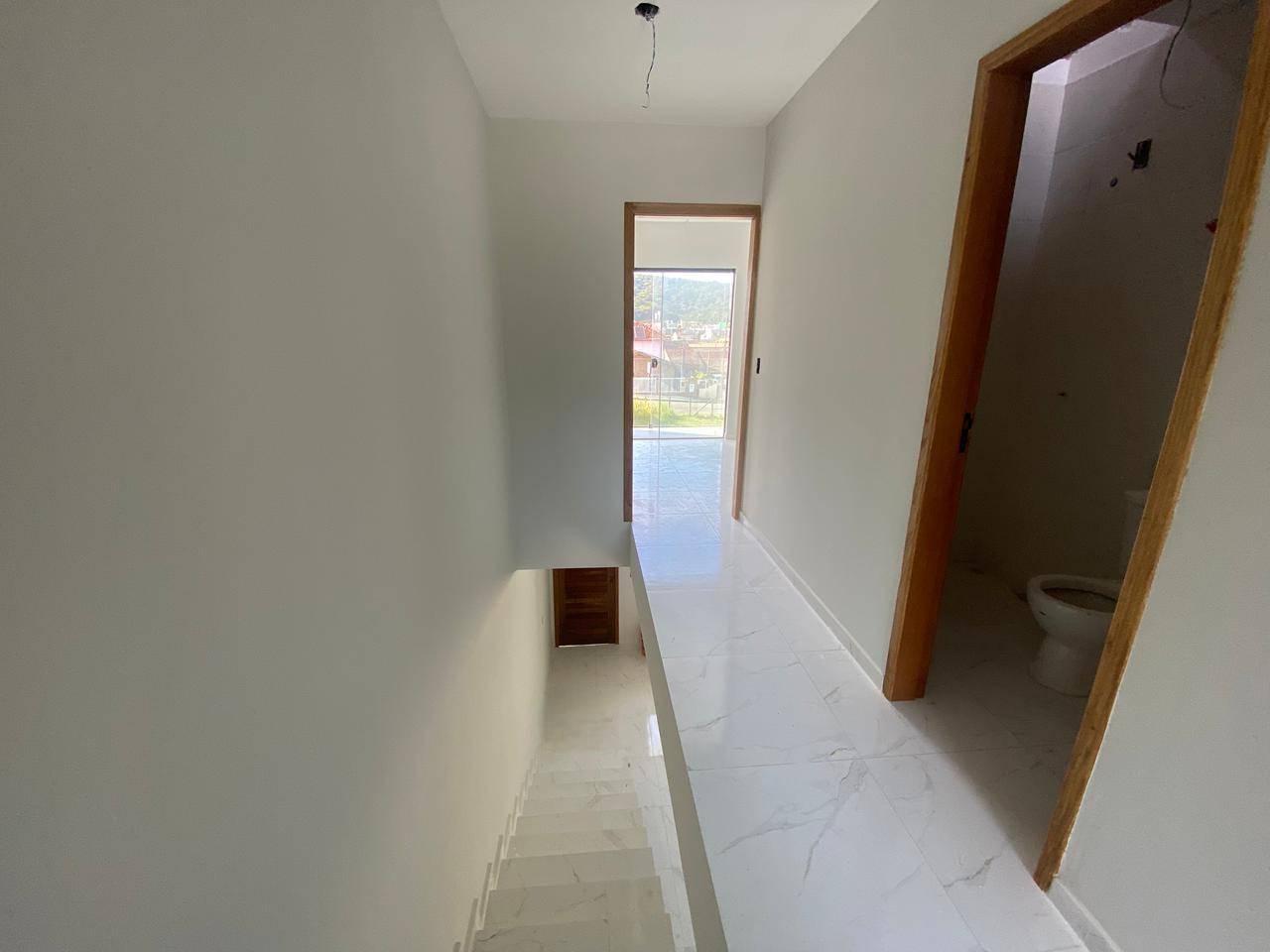 Casas Geminadas à venda no bairro Itinga