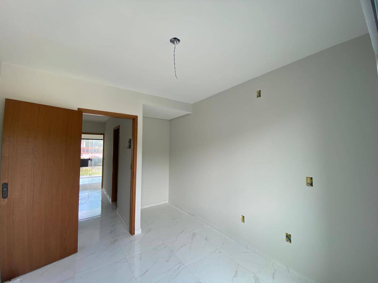 Casas Geminadas à venda no bairro Itinga