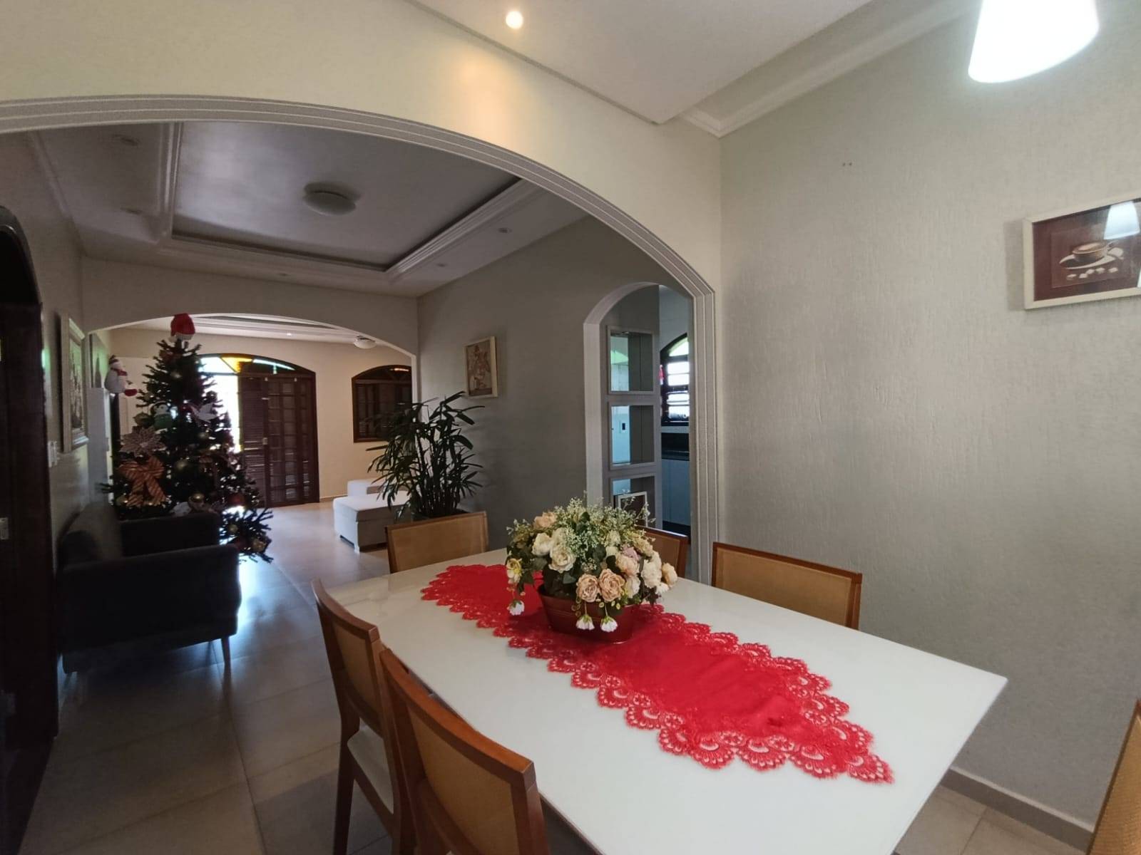 Casa à venda no bairro Ilha da Figueira