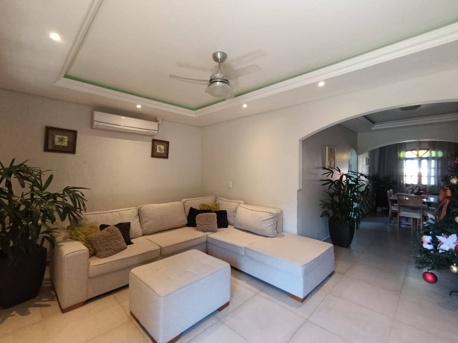 Casa à venda no bairro Ilha da Figueira