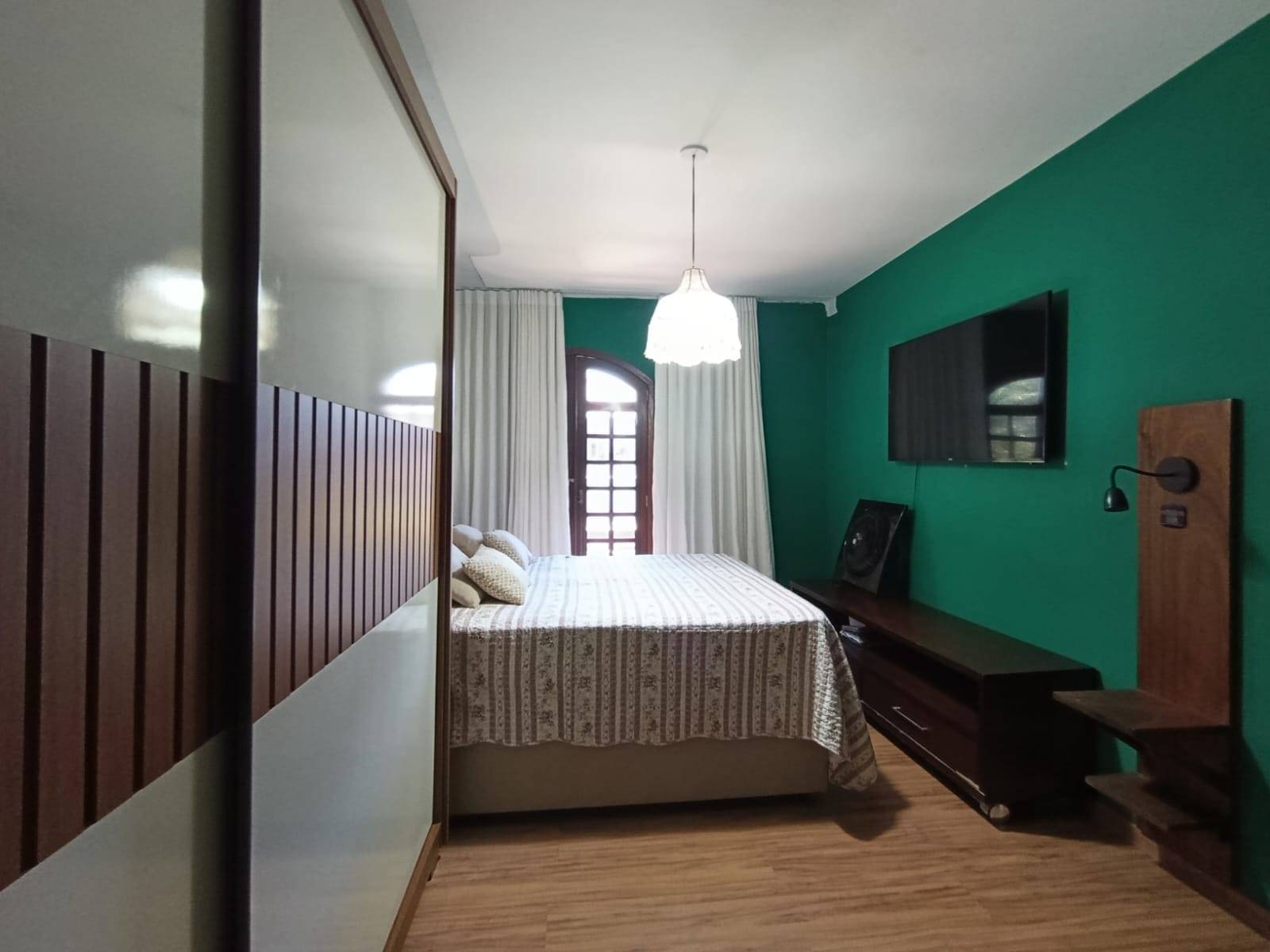 Casa à venda no bairro Ilha da Figueira