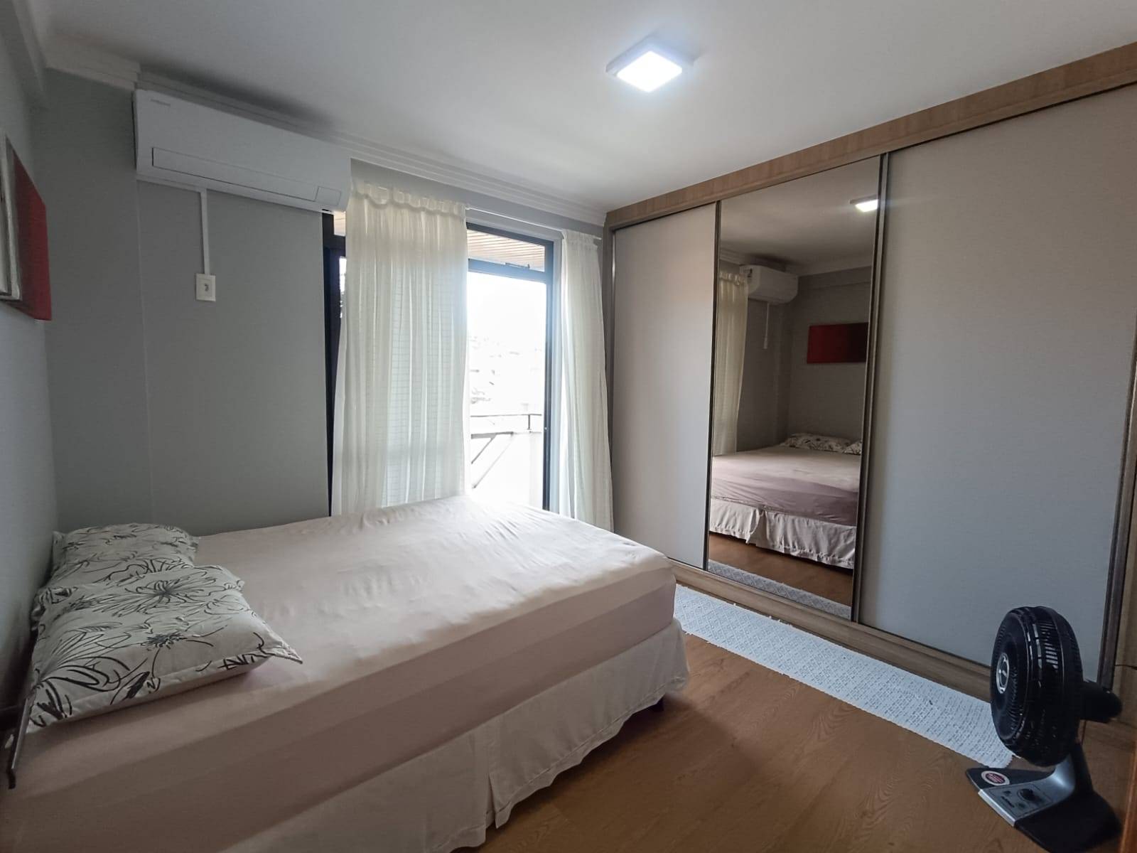 Apartamento à venda no bairro Centro