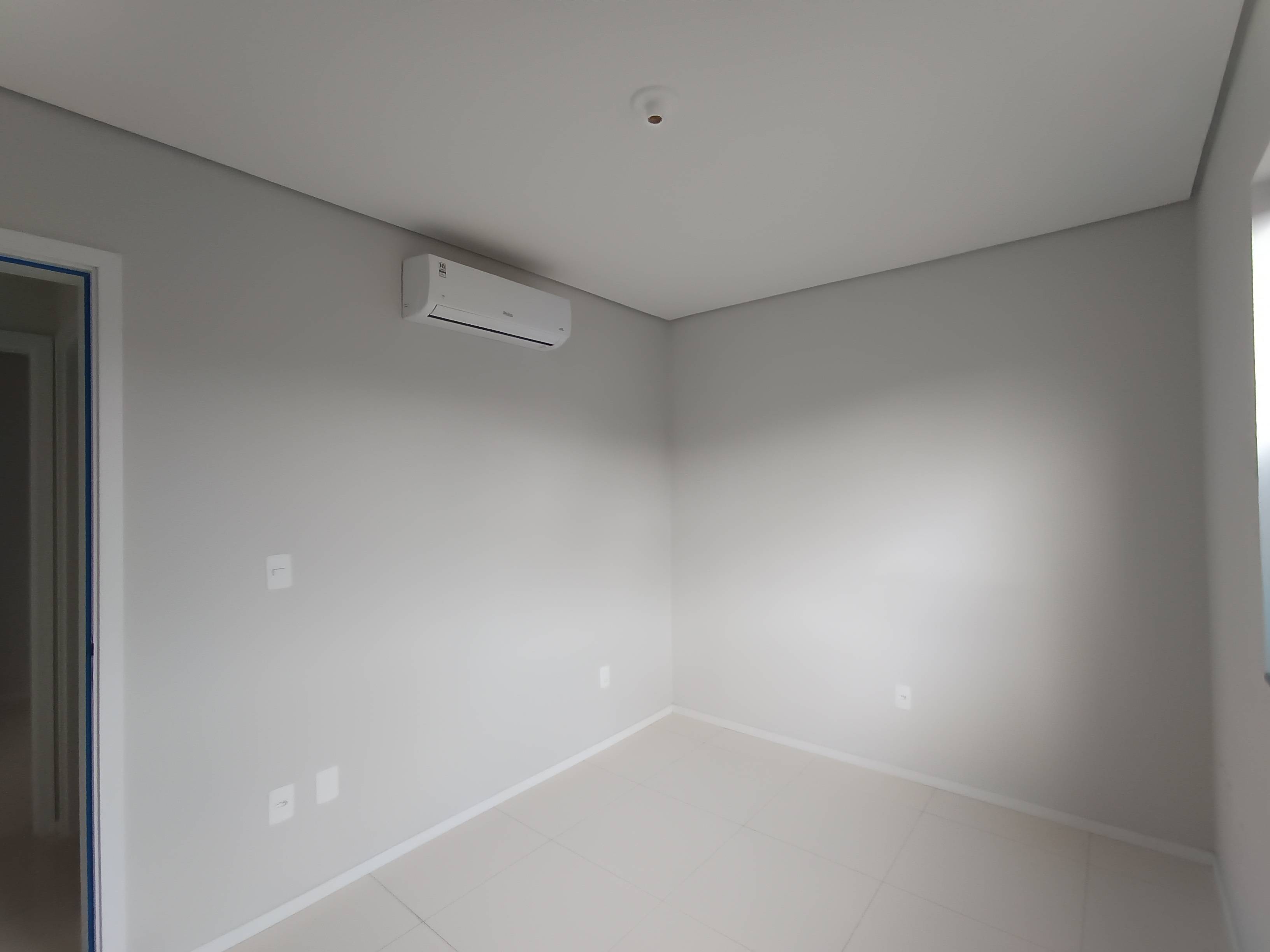 Apartamento à venda no bairro Rau