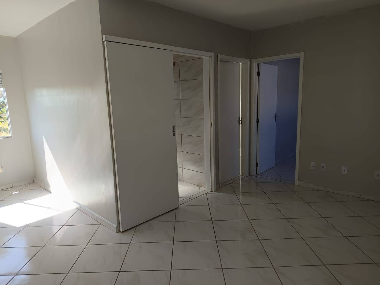 Apartamento à venda no bairro Corticeira