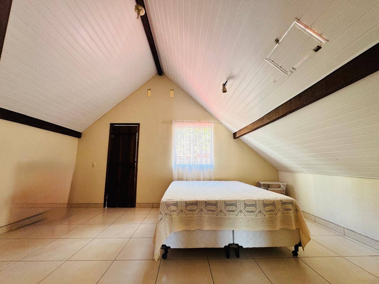 Casa à venda no bairro Chico de Paulo