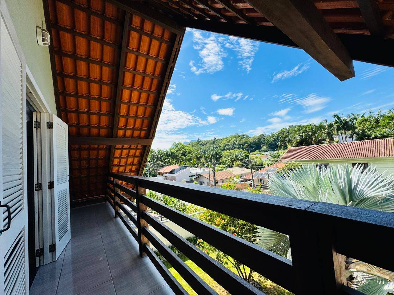 Casa à venda no bairro Chico de Paulo