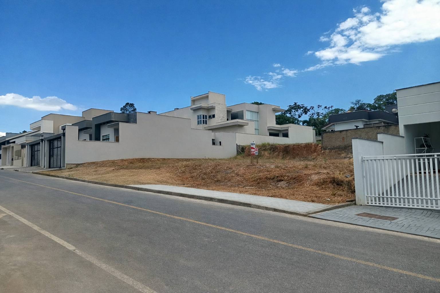 Terreno no bairro Três Rios do Norte