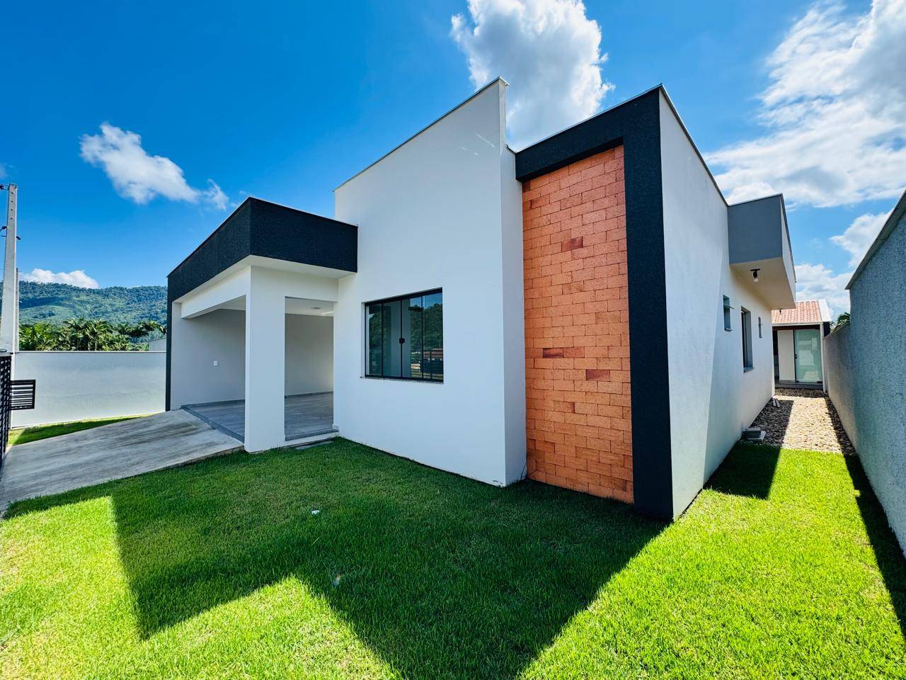 Casa no bairro Jaraguá 84