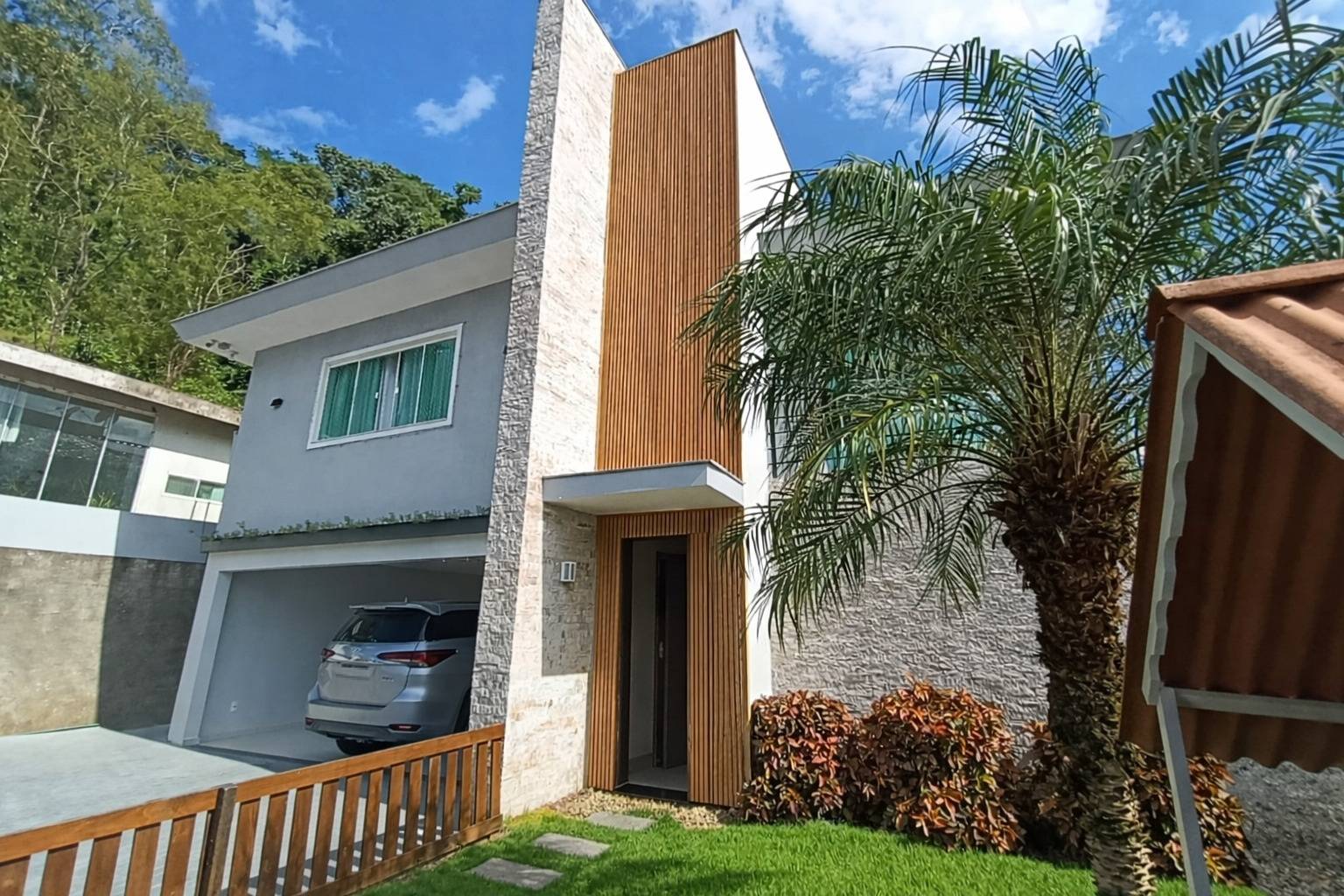 Casa 3 quartos  no bairro Amizade