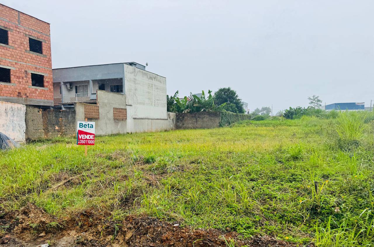 Terreno no bairro Chico de Paulo