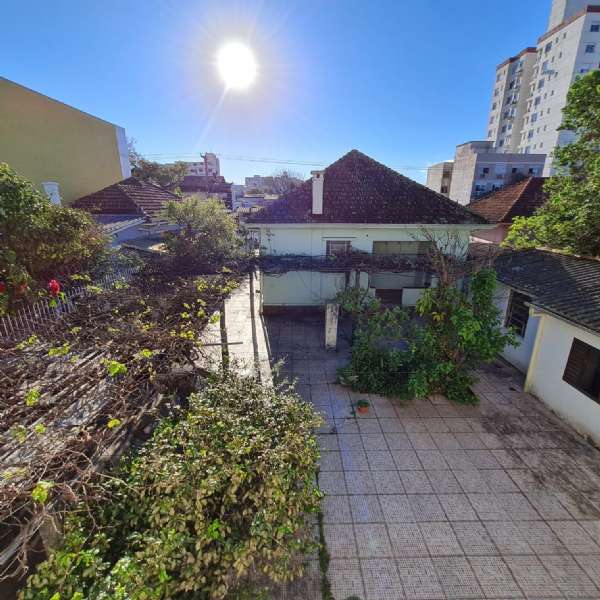 Casa Comercial 5 quartos  no bairro Partenon em Porto Alegre/RS