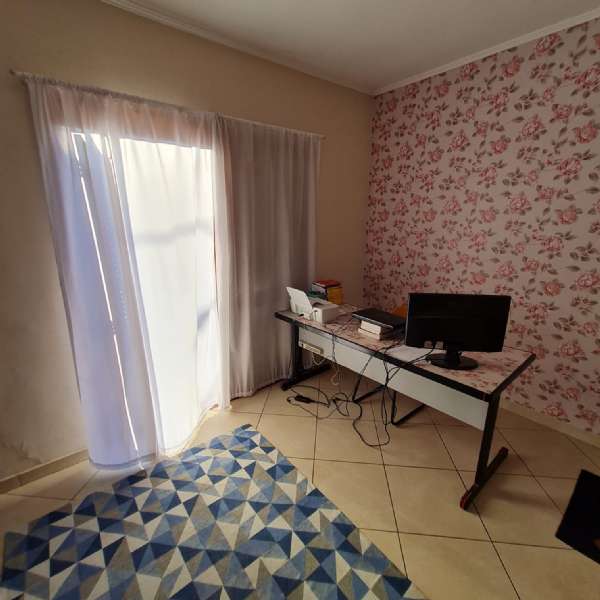 Casa 4 quartos  no bairro Partenon em Porto Alegre/RS