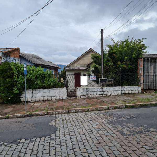 Casa 2d  no bairro Santo Antnio em Porto Alegre - Park Imobiliária - Bairro Partenon | Porto Alegre-RS 