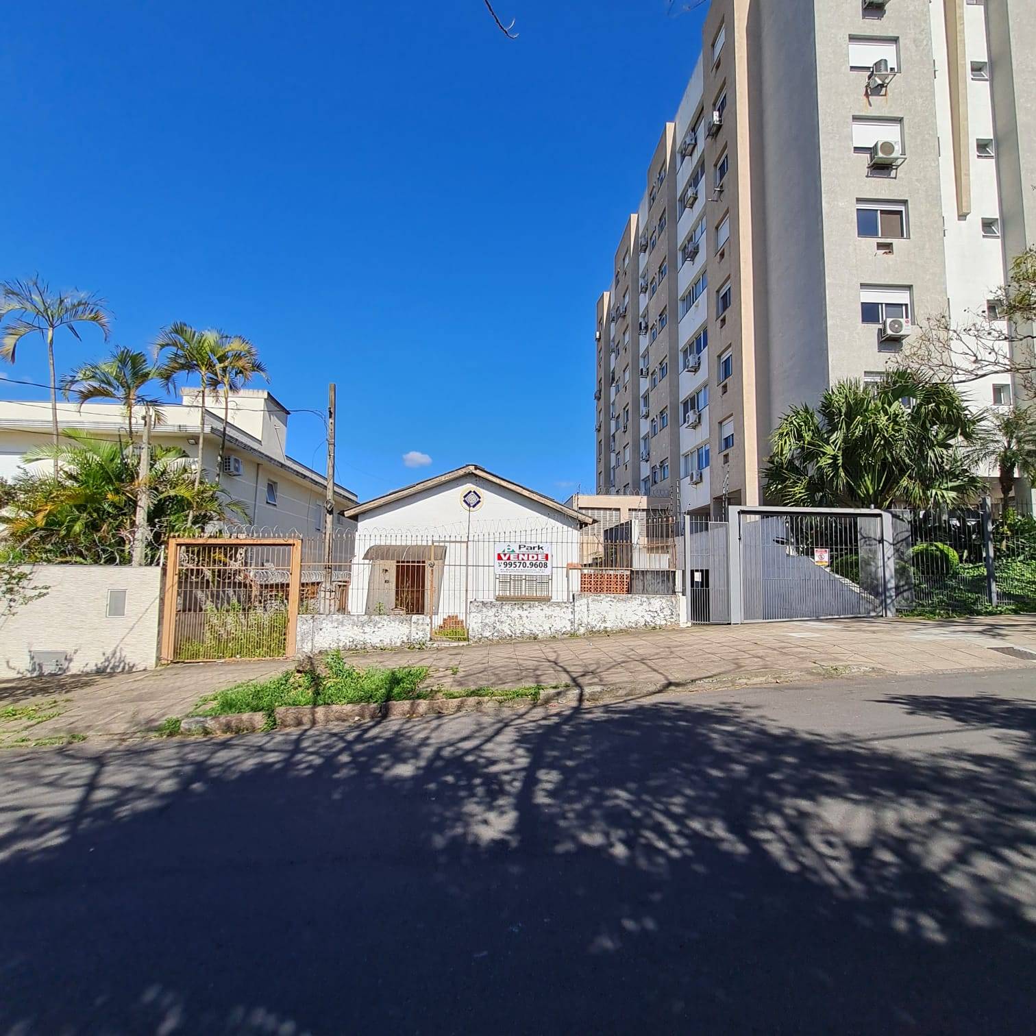 Terreno no bairro Partenon em Porto Alegre - Park Imobiliária - Bairro Partenon | Porto Alegre-RS 