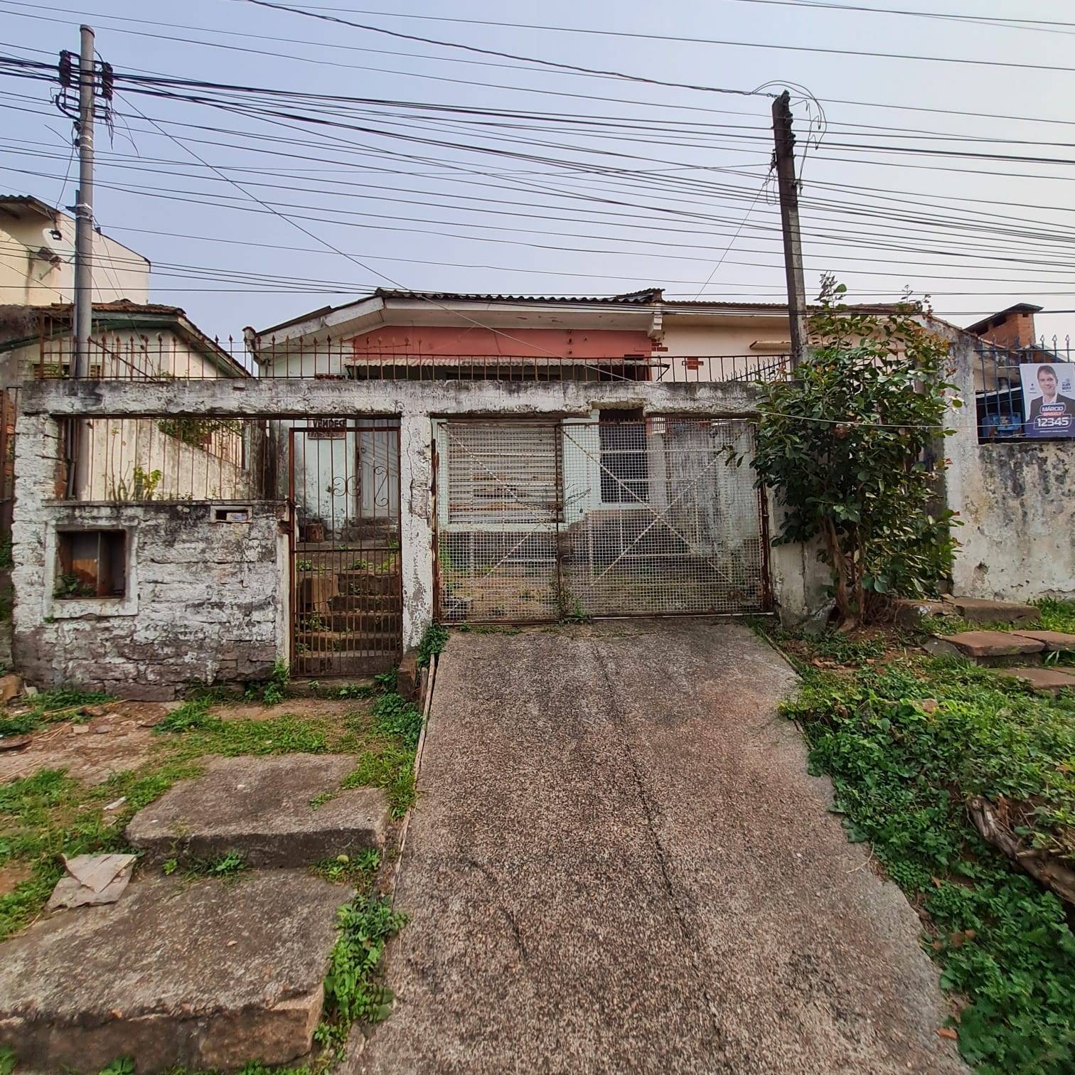 Terreno no bairro Partenon em Porto Alegre - Park Imobiliária - Bairro Partenon | Porto Alegre-RS 