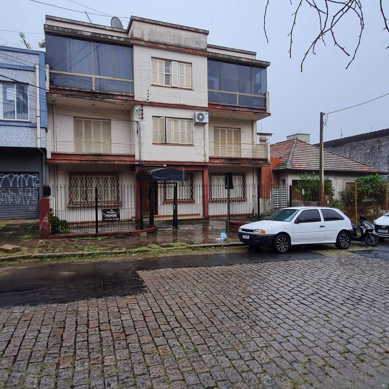 Kitnet no bairro Santo Antnio em Porto Alegre - Park Imobiliária - Bairro Partenon | Porto Alegre-RS 