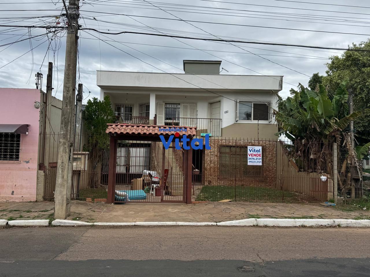 Casa 4 Quartos sendo  2 Suítes no bairro Rio Branco em Canoas