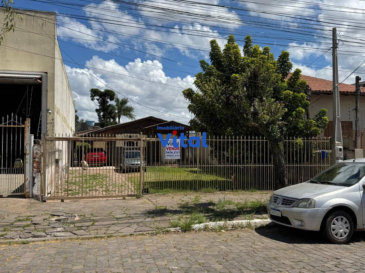 Casa 4 Quartos no bairro Niterói em Canoas
