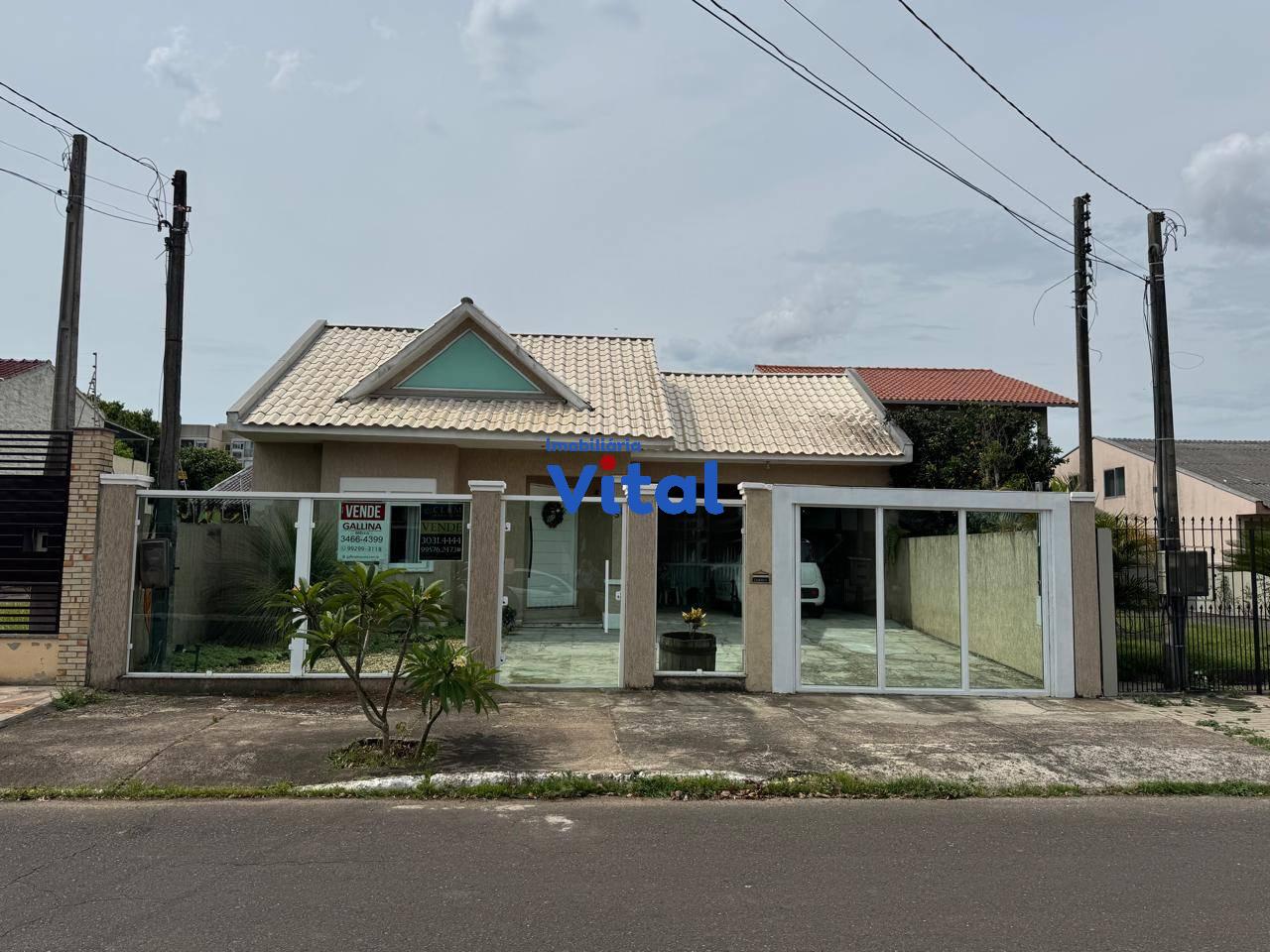 Casa 3 Quartos sendo  3 Suítes no bairro Niterói em Canoas