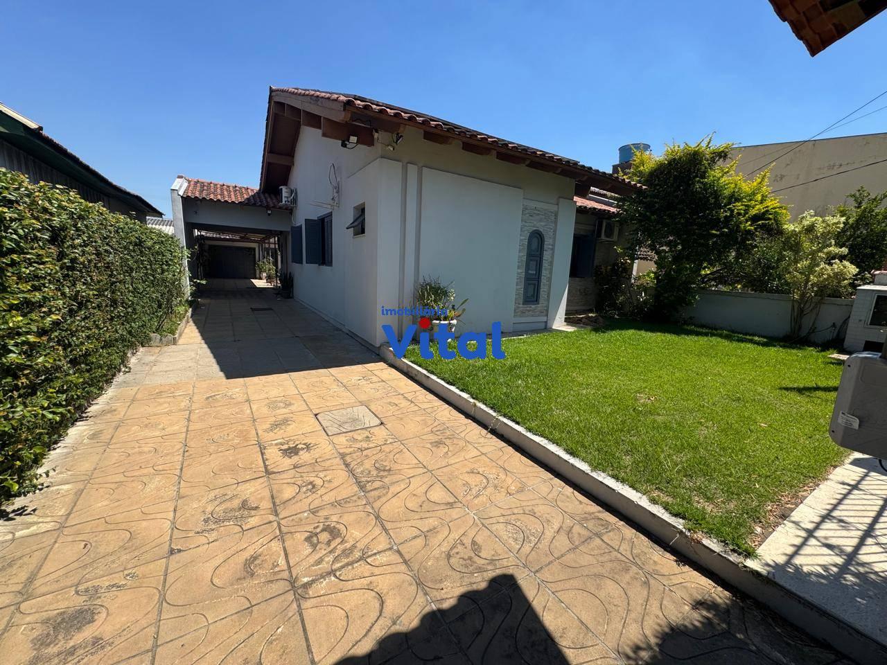 Casa 3 Quartos sendo  1 Su&iacute;te no bairro Fátima em Canoas