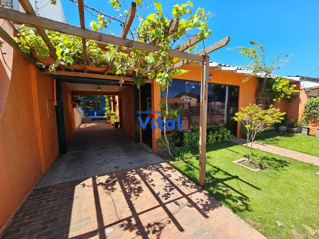 Casa 5 Quartos sendo  1 Su&iacute;te no bairro Rio Branco em Canoas