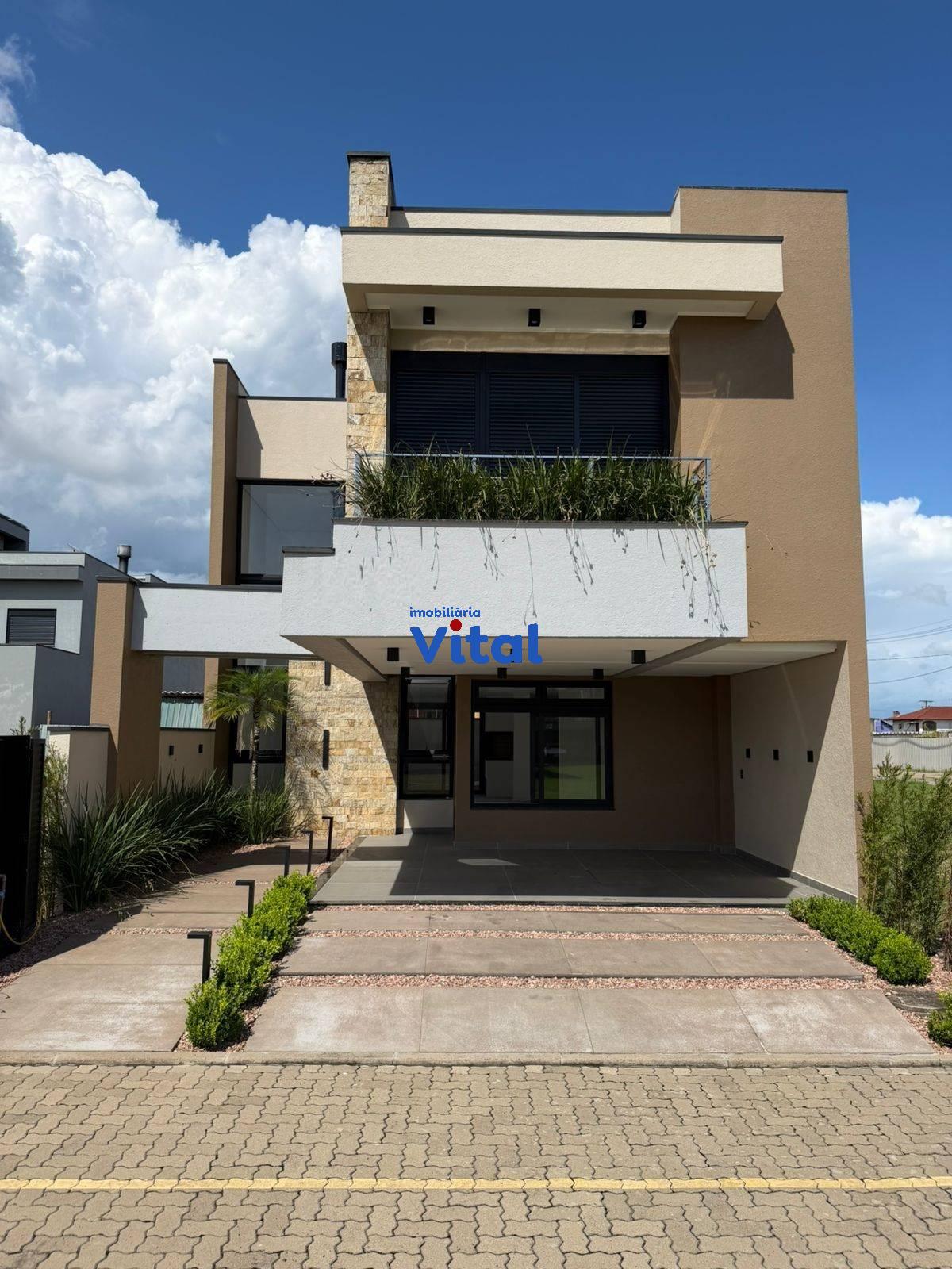 Casa 3 Quartos sendo  1 Su&iacute;te no bairro Rio Branco em Canoas