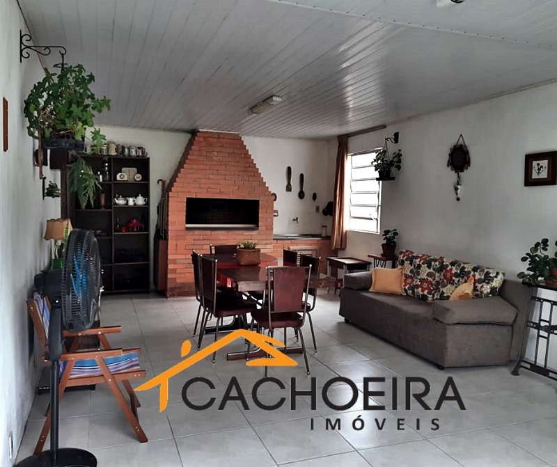CASA 3 quarto(s)  no Soares