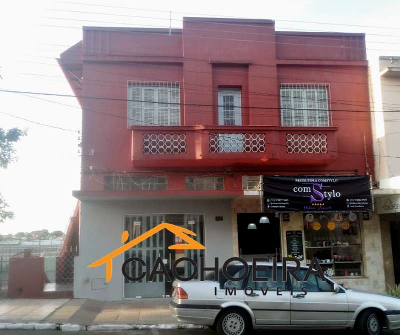 Casa + Ponto Comercial 3 quarto(s)  no Centro