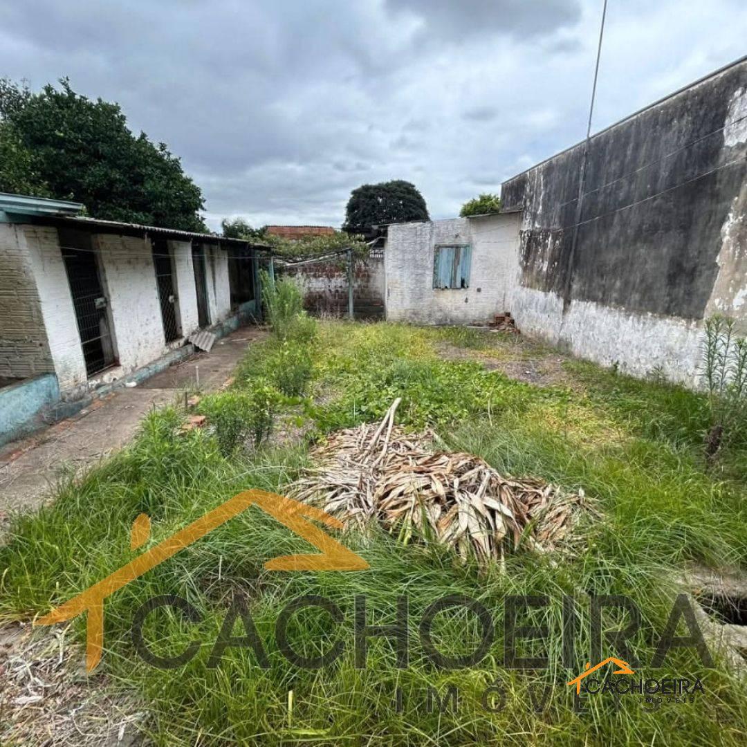 CASA 3 quarto(s)  no Oliveira