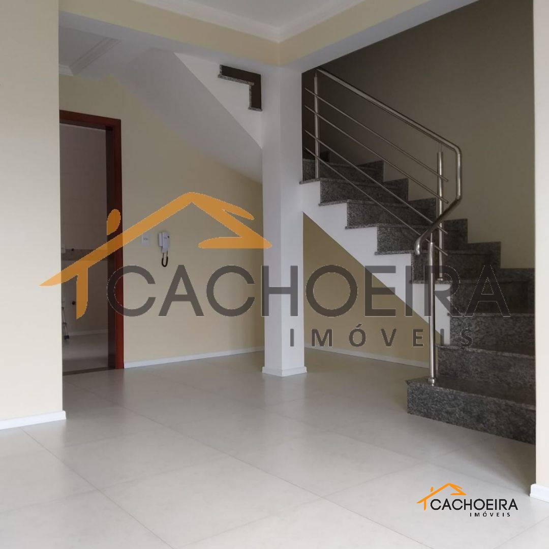 SOBRADO 3 quarto(s)  no Pé de Plátano