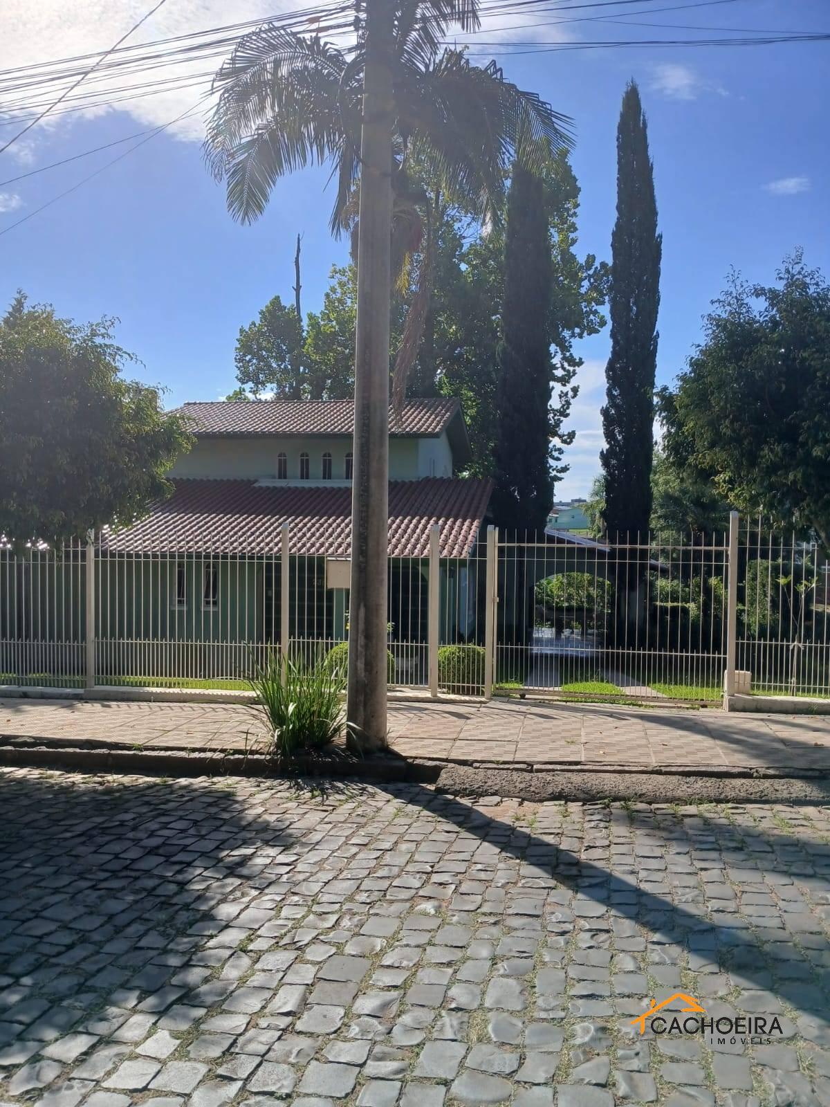 CASA 4 quarto(s)  no Soares