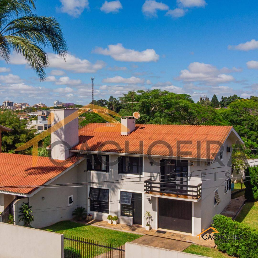 SOBRADO 4 quarto(s)  no Barcelos