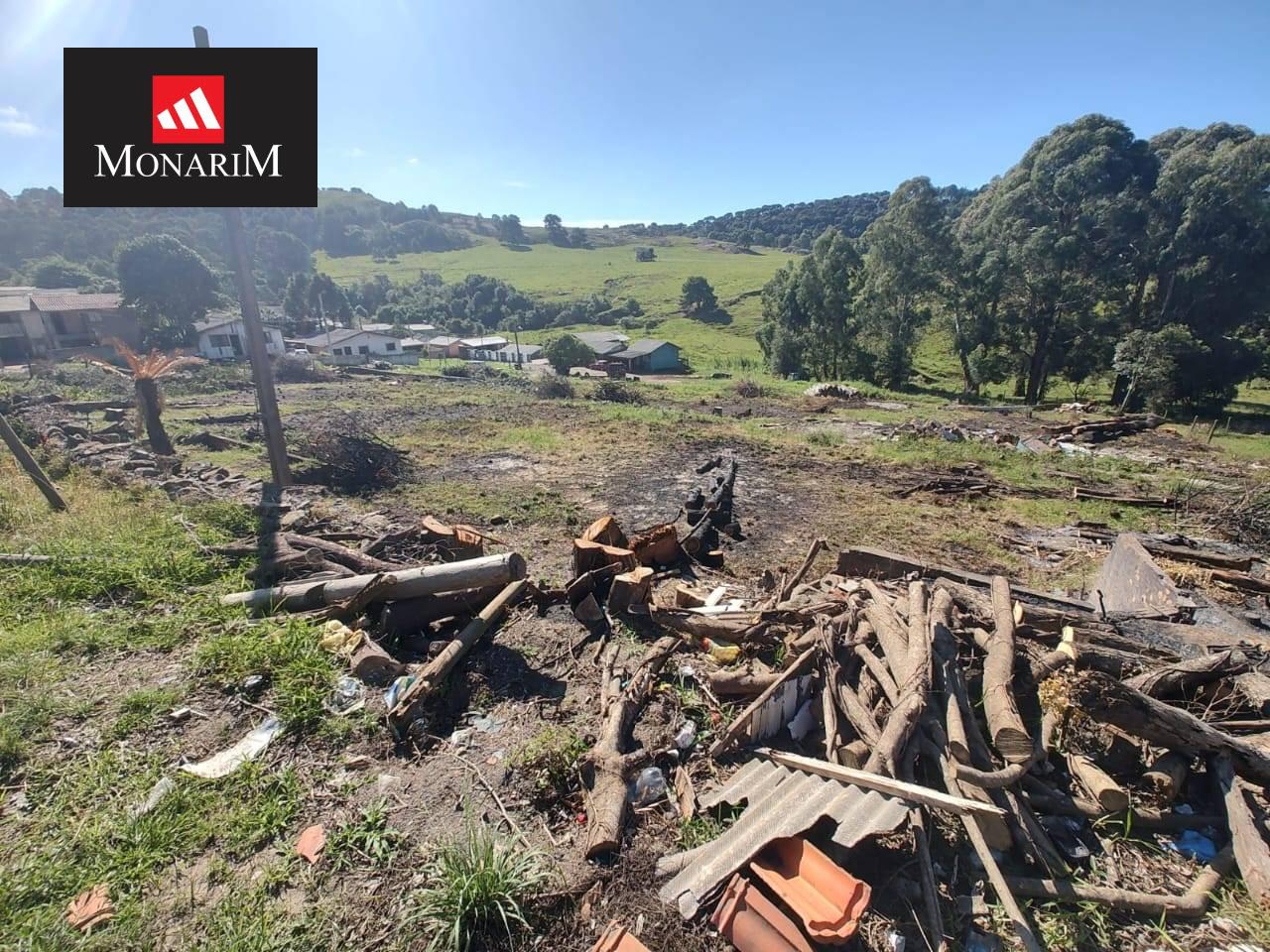 Terreno urbano no bairro Santa Clara