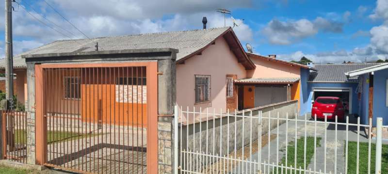 Casa 3 quartos no bairro Guarujá