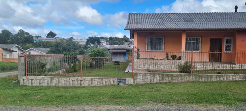 Casa 3 quartos no bairro Guarujá